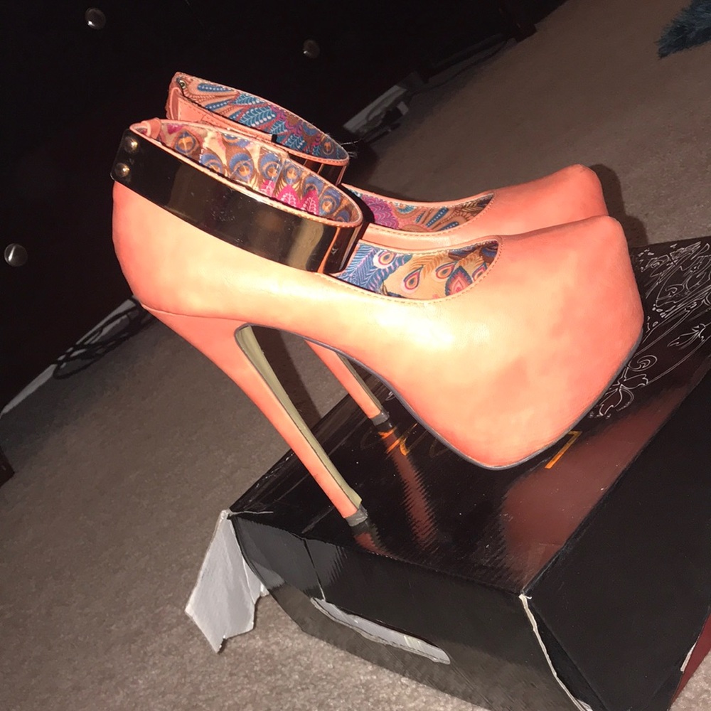 Women’s heels .